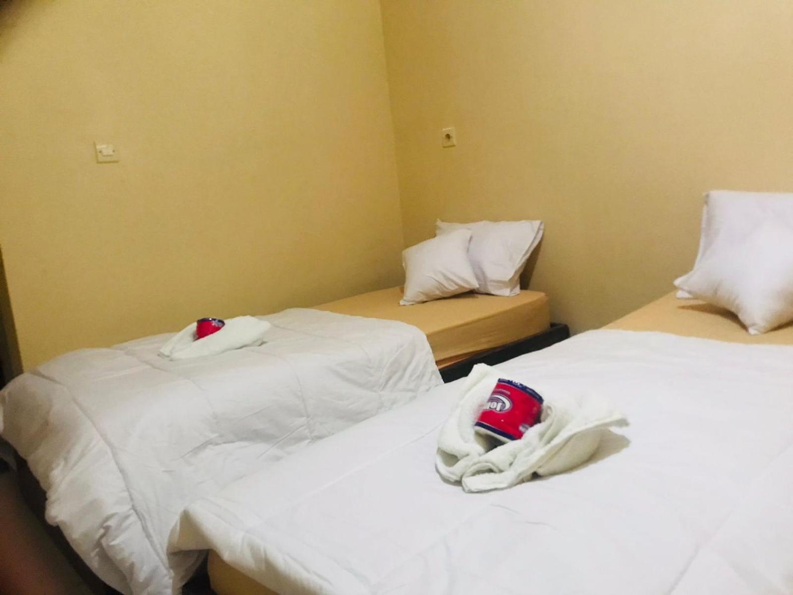 Kampung Homestay Kuta  Extérieur photo